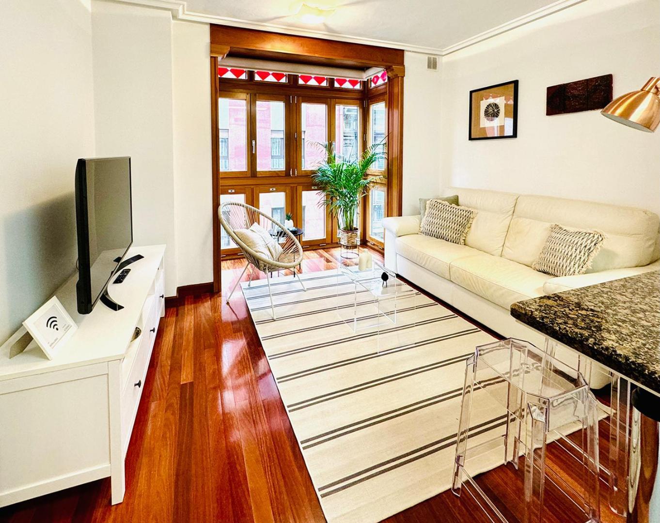 גיחון Apartamento "Balcon Del Parchis" A 200 Metros De La Playa מראה חיצוני תמונה